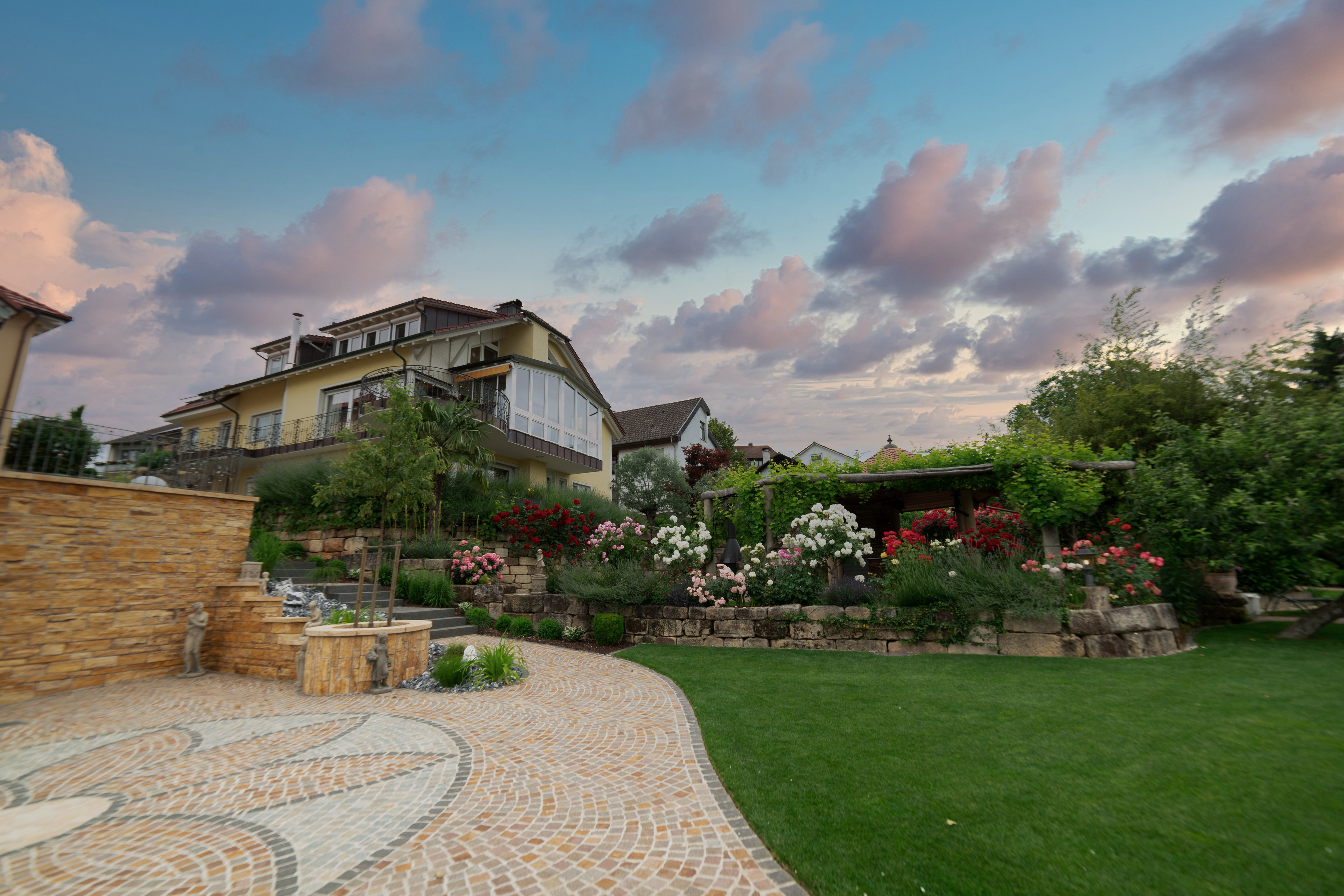 Schaugarten Klettgaublick in Rechberg im Abendlicht